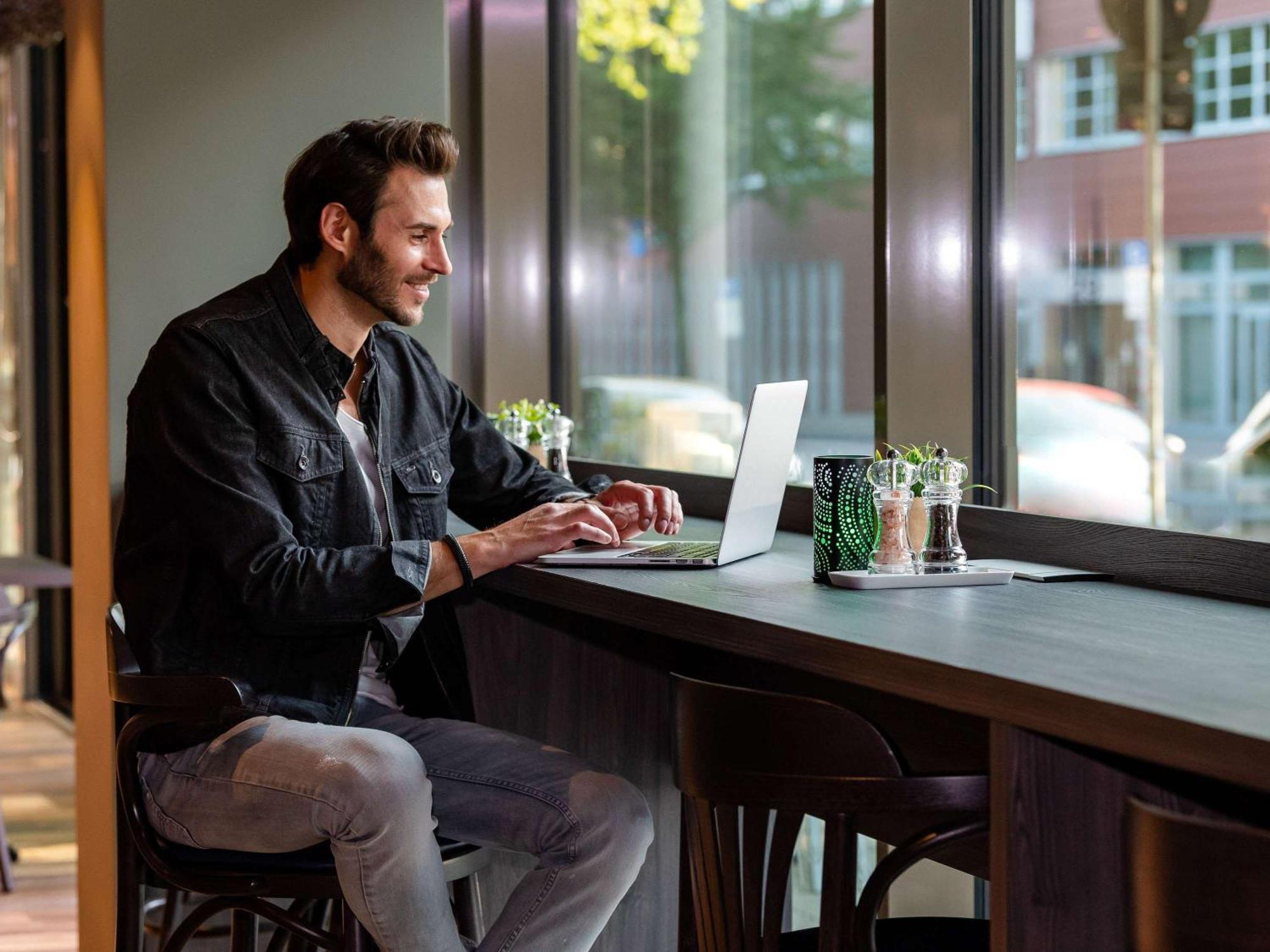 Ibis Styles Hamburg Barmbek Hotel Ngoại thất bức ảnh